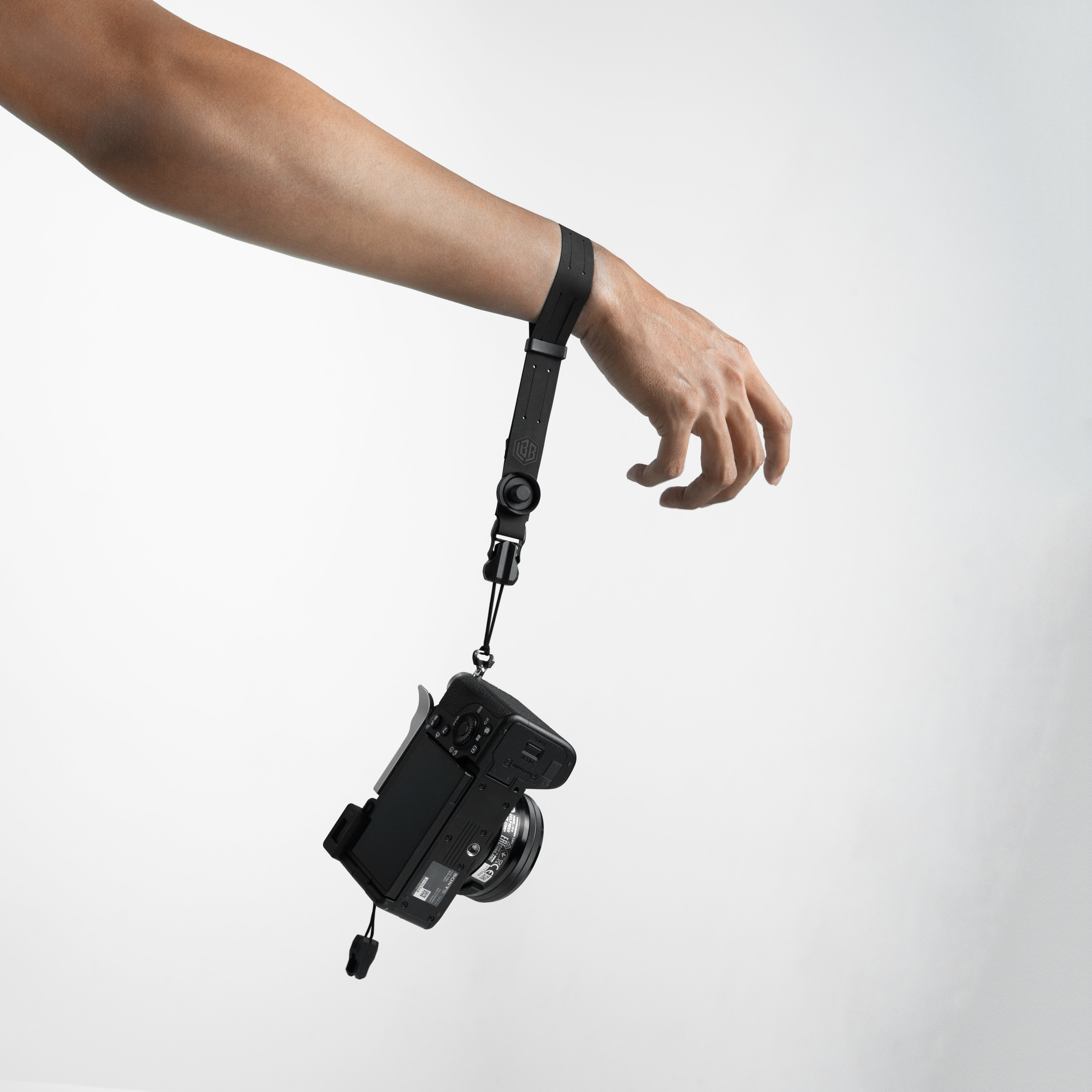 Life Behind Bars : The Reflex Pro - Multi Strap - Black