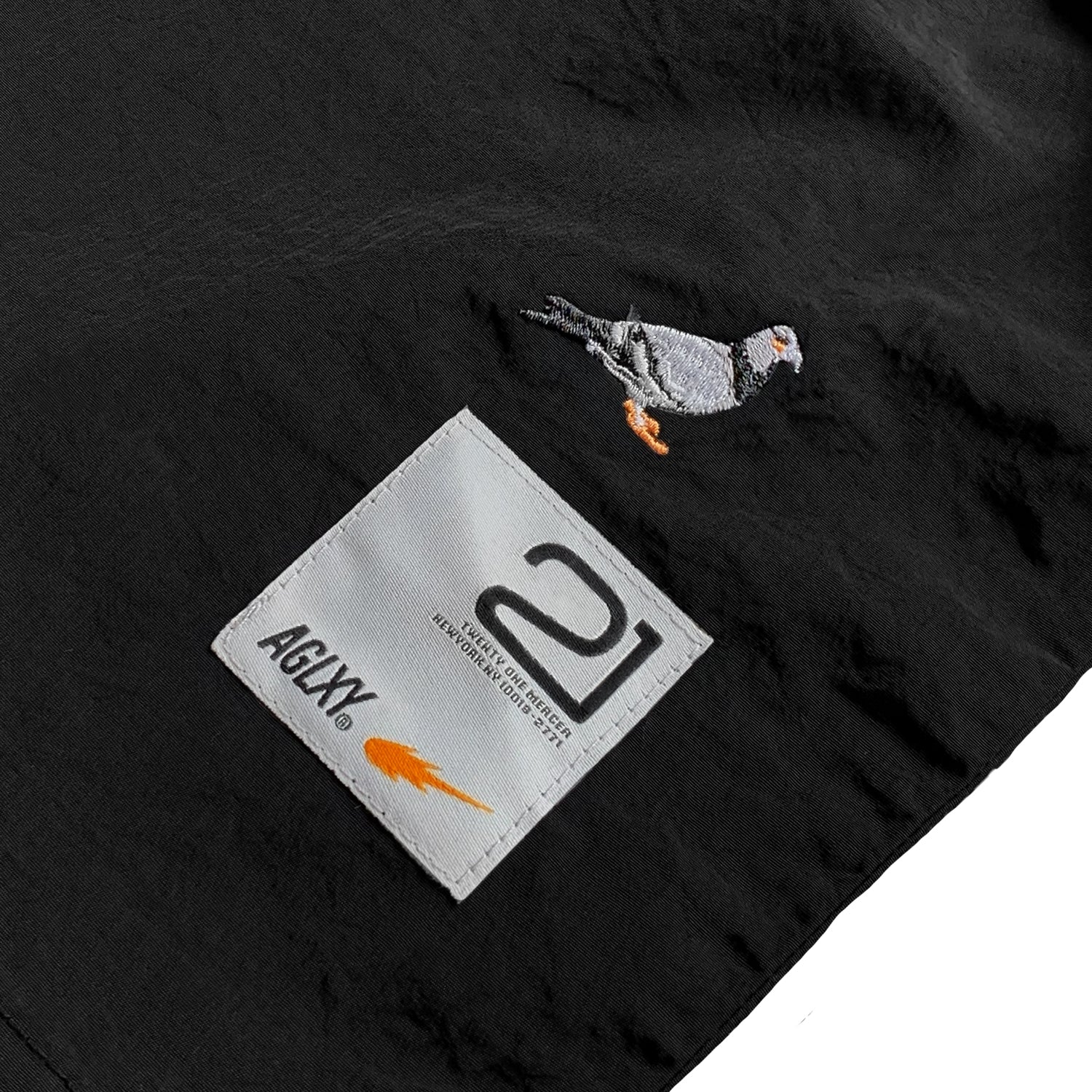 King of Fruits Shorts - Black